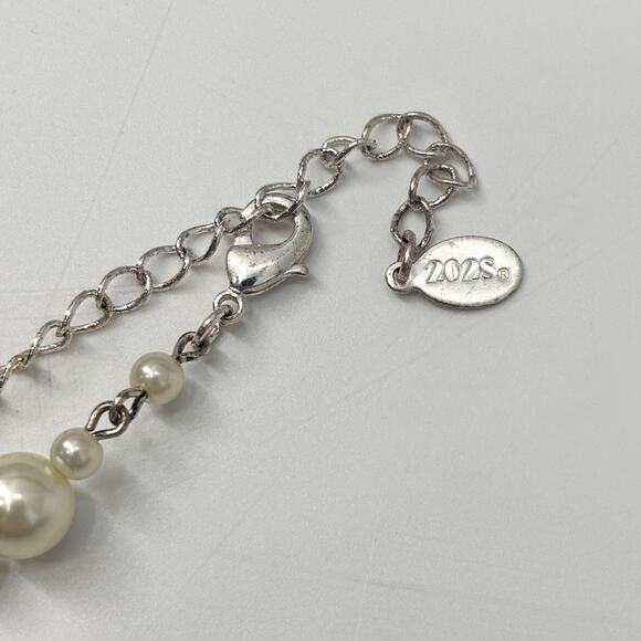 2028 Signed Silver Tone Faux Pearl Necklace – 16" Vintage-Inspired Beaded Chain - Picture 4 of 5